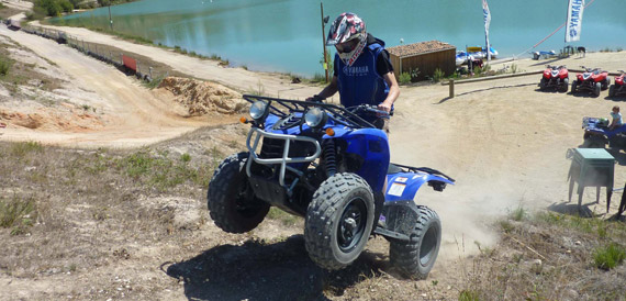 Lac Sensation Frisson : location jet ski près de  de Bordeaux (33), Angoulême (16) & Barbezieux-Saint-Hilaire (16)